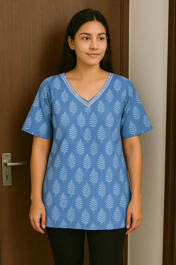 Sky Blue Leaf Printed V-Neck Short Kurta
